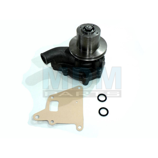 Water pump for Hanomag CR D21, D28 CR including gasket  + O-Rings, with Pulley