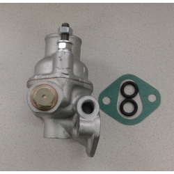 Thermostatgeh&auml;use komplett f&uuml;r Hanomag D301  REF Teile NR:  130927108, 130927102