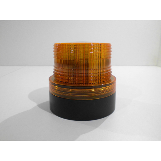 Round LED Flashing beacon with Magnet Socket (Battery) Total high: 98 mm, Socket Diameter: 103 mm, Beacon glass: 88 mm, 2 different blinking intervals, 6 Volt, Batteries included